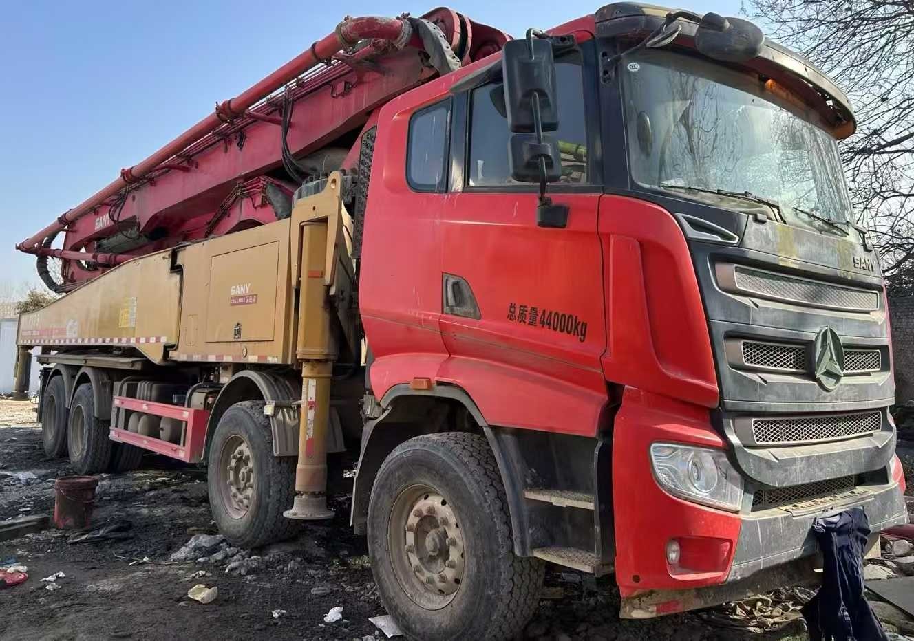 56M SANY Concrete Pump Truck Discount 8x4 Drive Mode 2013 Pump Year Limited Time Sale