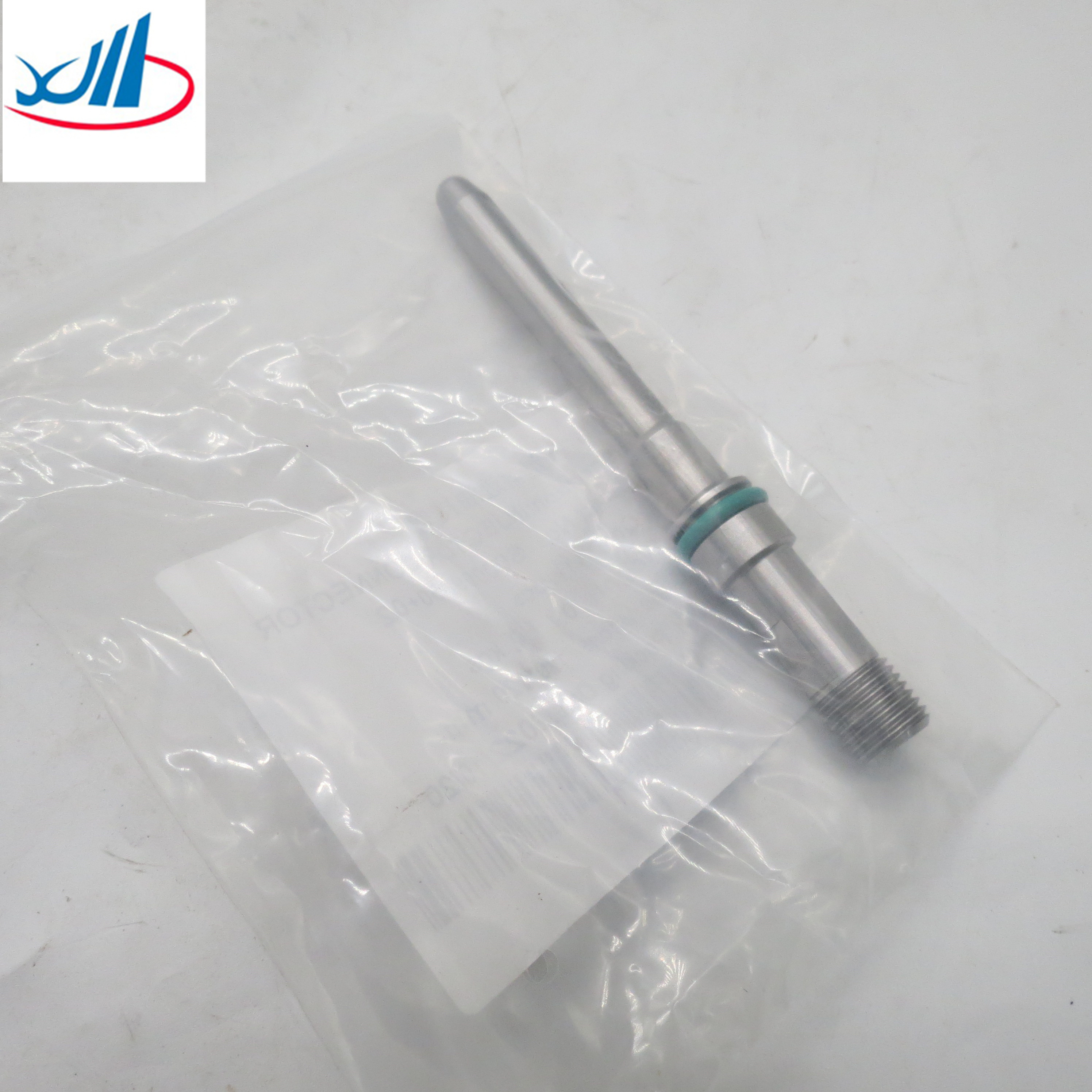 Long Service Life D-Eutz TCD2013 4V Inlet Adapter 04257691