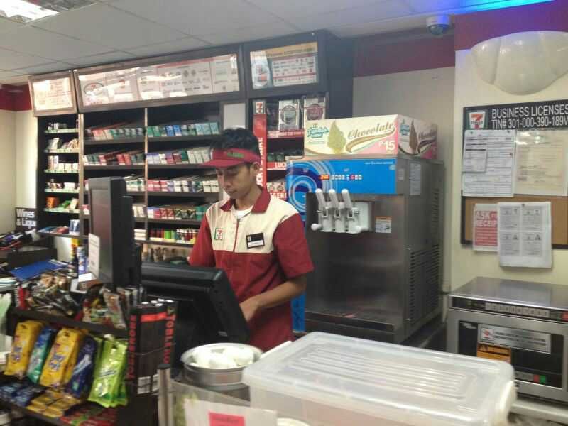 Purchased by 7-Eleven Oceanpower OP132BA Soft Ice Cream Machine