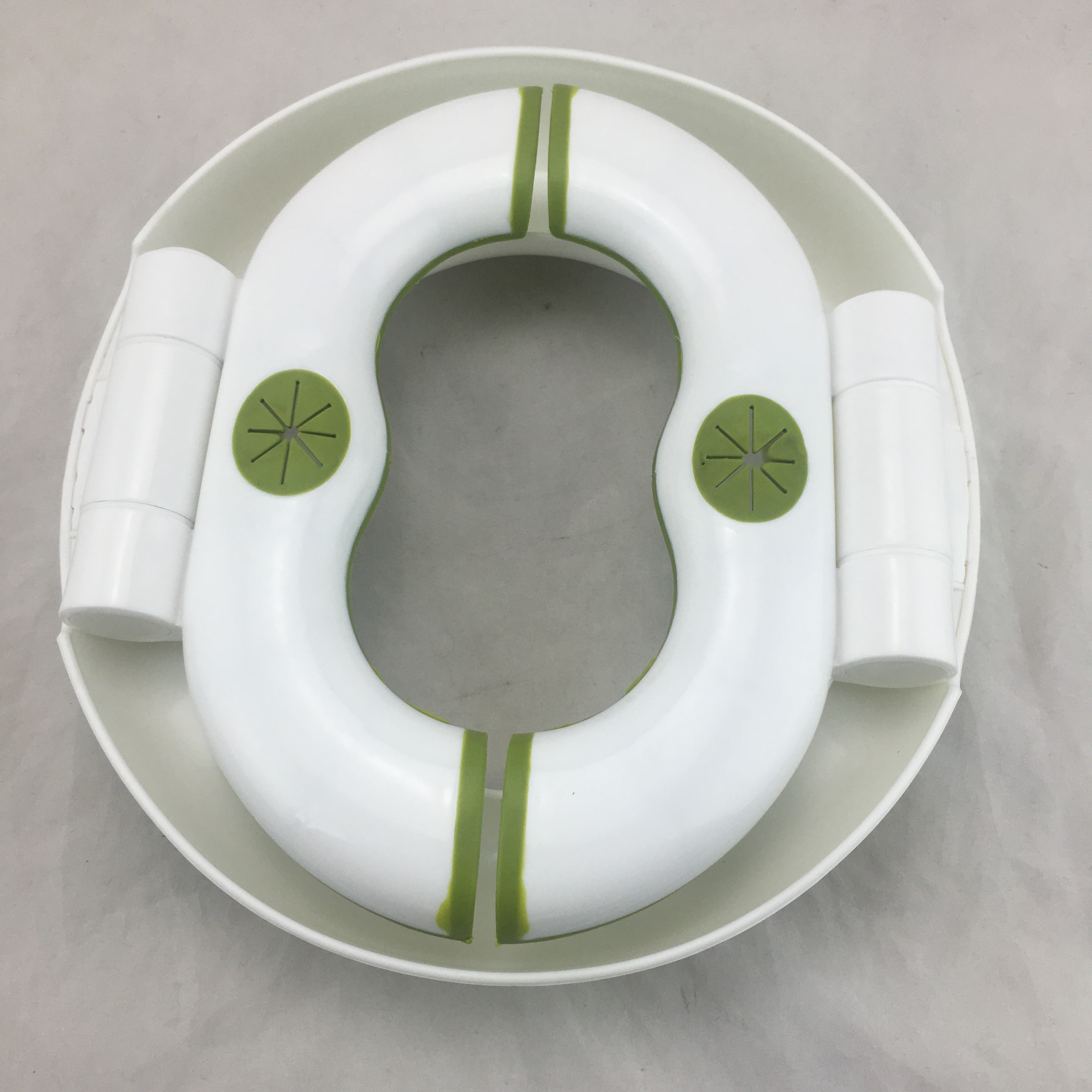 Baby Potty Chair Personal Care Tools , Custom Color Toilet Plastic Child Seat