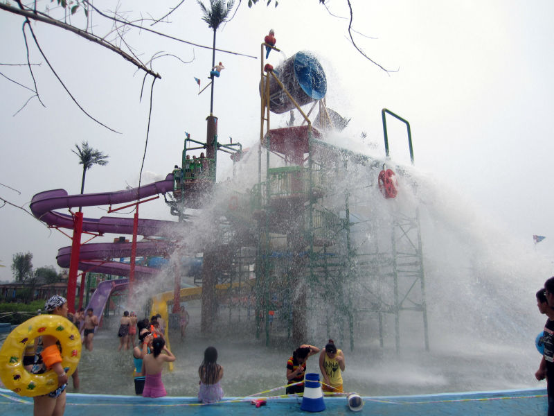 China tai'antheme theme adult amusement house hotspring water theme park resort equipment slides rides projects design p