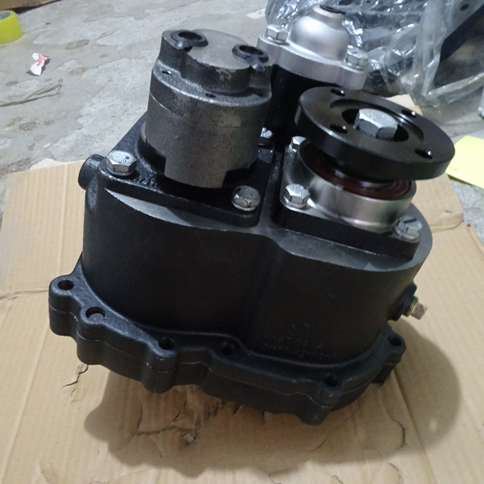 Fast QH70 G25823 power take-off flange connection original FAST PTO gear box parts