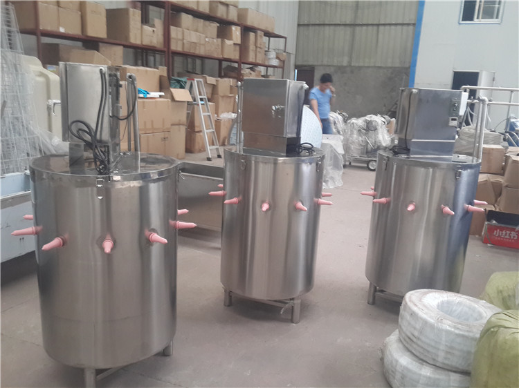 Material 304 Stainless Steel Calf Feeding Equipment with Rubber Nipples for Newborn Calves