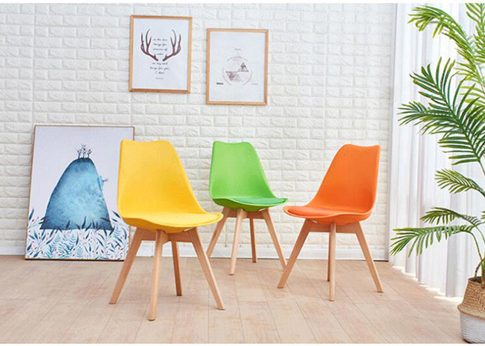 Luxury Leisure PU Dining Chair Corrosion Resistant With Beech Wood