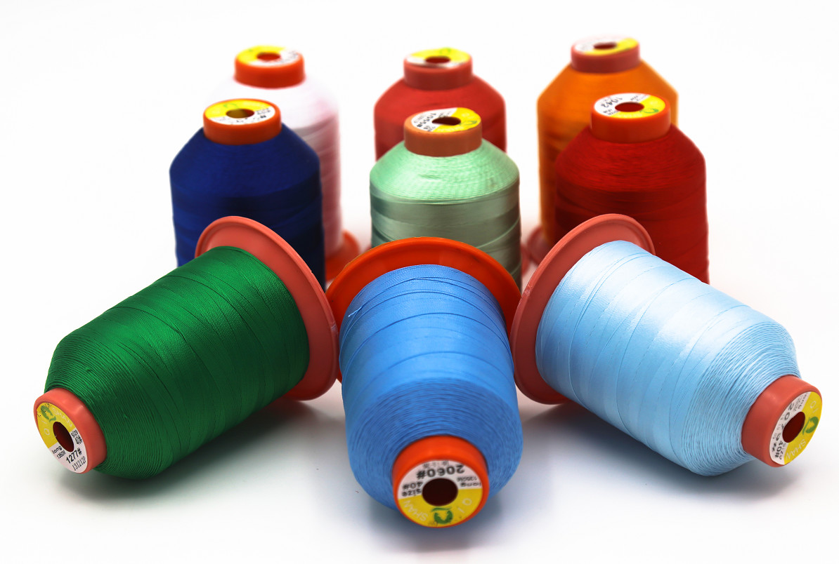 High Tenacity Filament 100% Polyester Sewing Thread 210D/3 For High End Suits