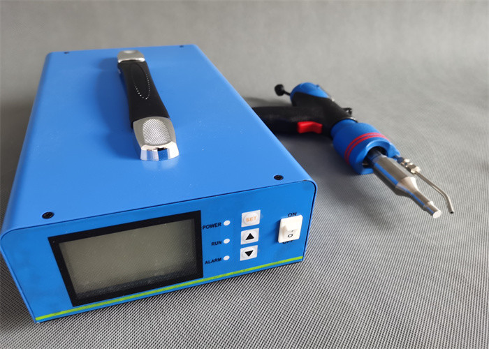 Titanium 800w Ultrasonic Plastic Welding Machine With Air Cooling Connector