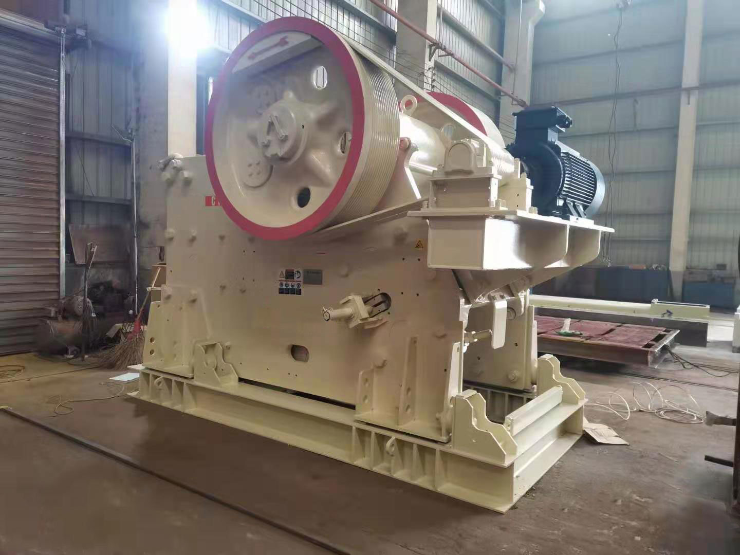 Train Railway ballast mining jaw crusher industrial jaw crusher jaw crusher suppliers jaw crusher sale portable