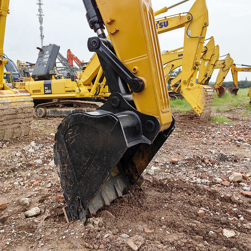 SY305 Used SANY Excavators 210kw Rated Power Large Size Digger High Efficiency