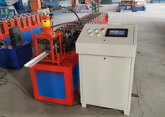 High Efficiency Roller Shutter Door Roll Forming Machine Cutter Material Cr12 Heat Treatment