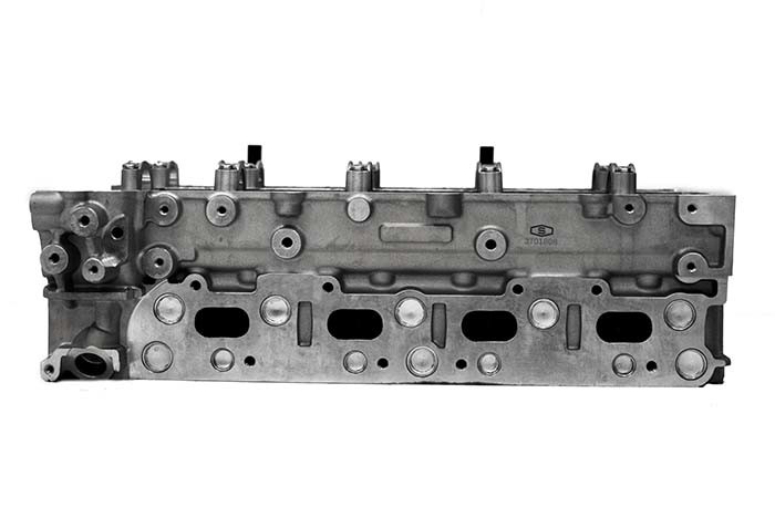 CYLINDER HEAD For MERCEDES BENZ C250 E250 908723 AMC - A6510101120, 6510101120