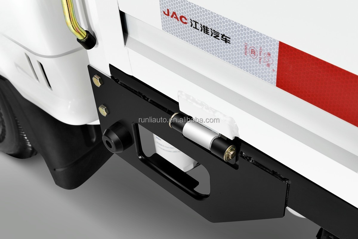 JAC X5 Small Cargo Lorry Truck 3Tons 120HP Gasoline Engine Left Steering