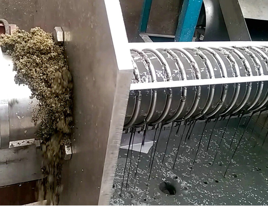 3000 kg Farm Equipment Cow Cattle Pig Manure Dewatering Machine Dung Dehydrator