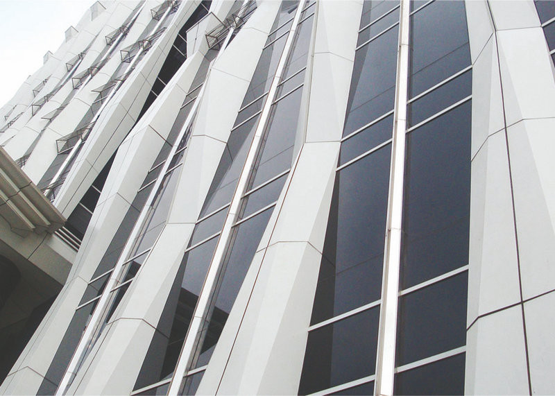 Building Exterior Facade Decoration Perforated Aluminum Wall Panel With 10 Years Warranty