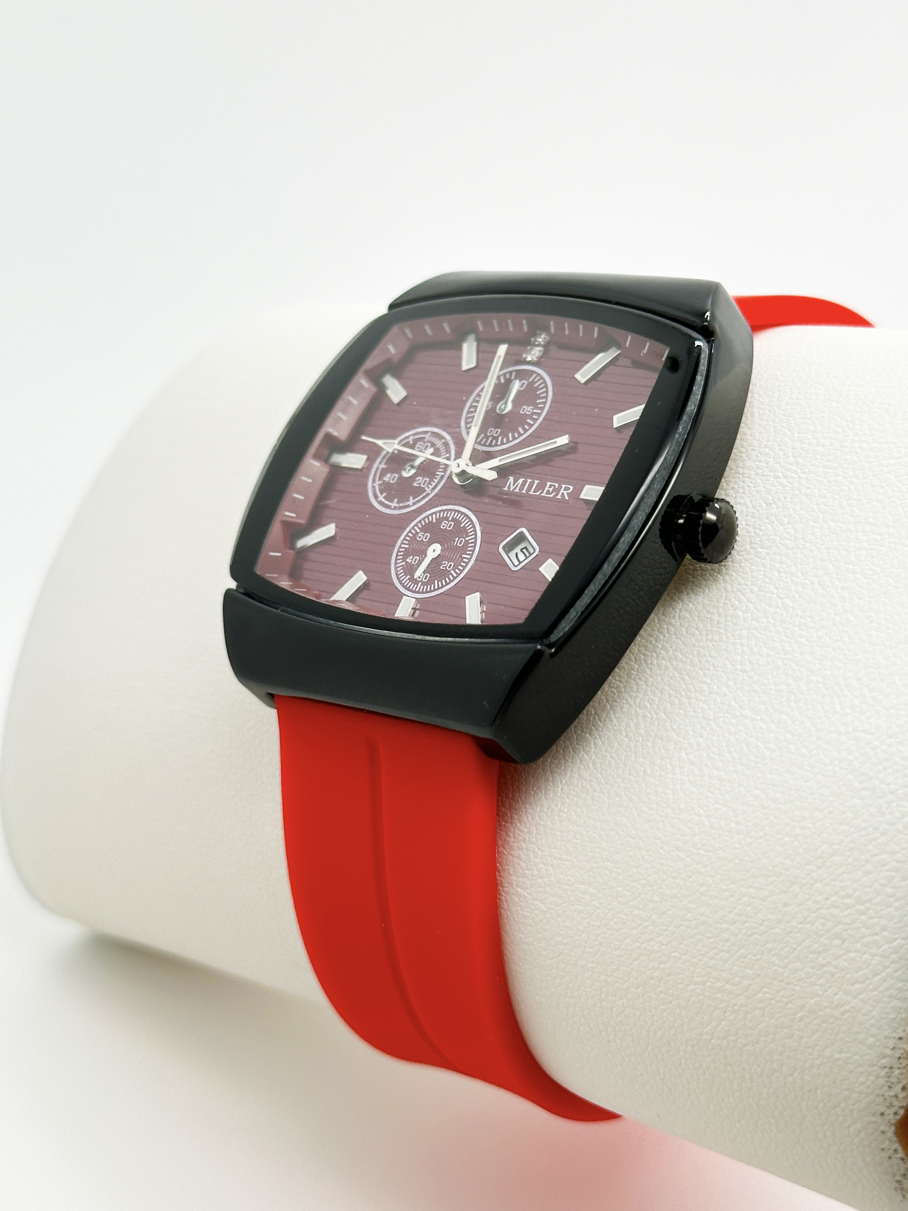 Factory Hot Selling Man/Women Watch Custom Logo Fashion Quartz Wrist Watch