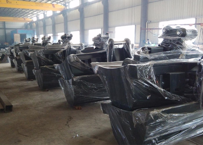 Professional Excavator Heavy Duty Tilt Bucket With Bolted Cutting Edge For Crawler Excavator