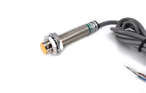  Dust Proof NPN Proximity Switch High Reliability With Multiple Protection Manufactures