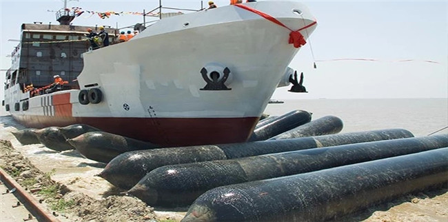 0.33MPA Salvage Hoist Lifting 12m Tugbota 8 Layer Ship Launching Airbags