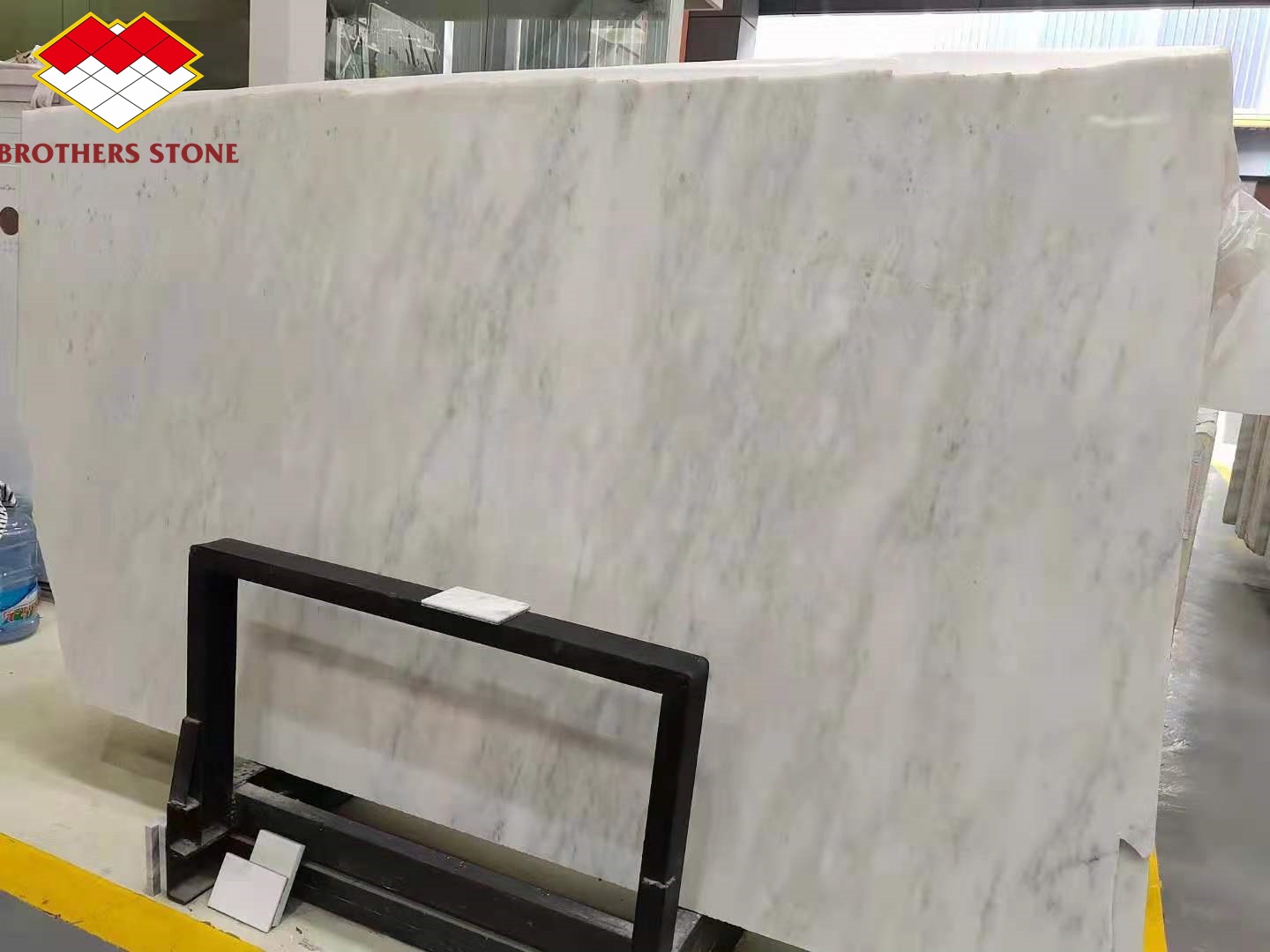 Customized Size European Design Interior White Marble Carved Stair Treads And Risers