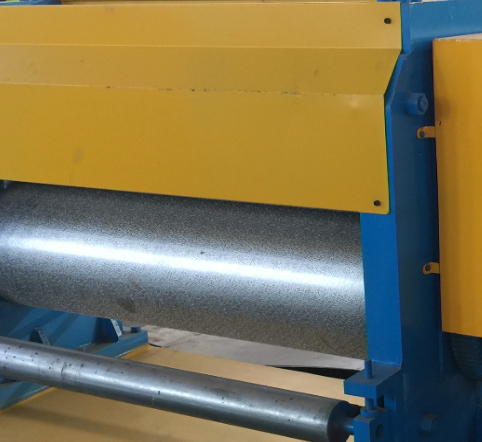 Metal embossing machine