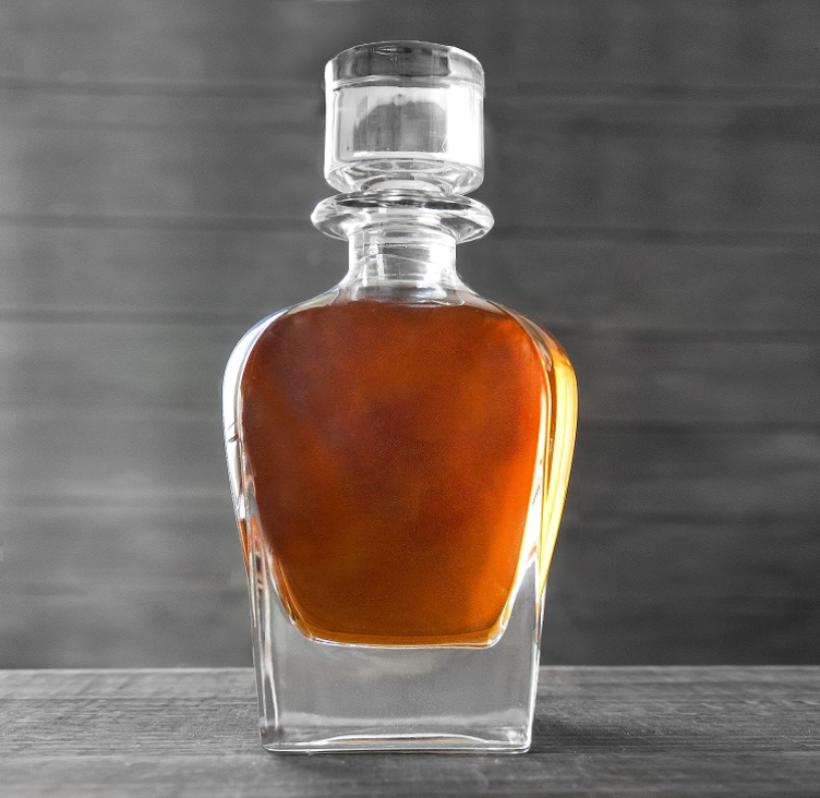 750mL Custom Glass Bottle Healthy Lead-free Material Screw Cap Transparent Leak-proof
