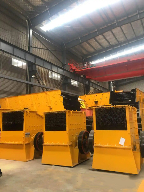 High Torque Low Maintenance Box Crusher Machine Compact Design Energy Efficient
