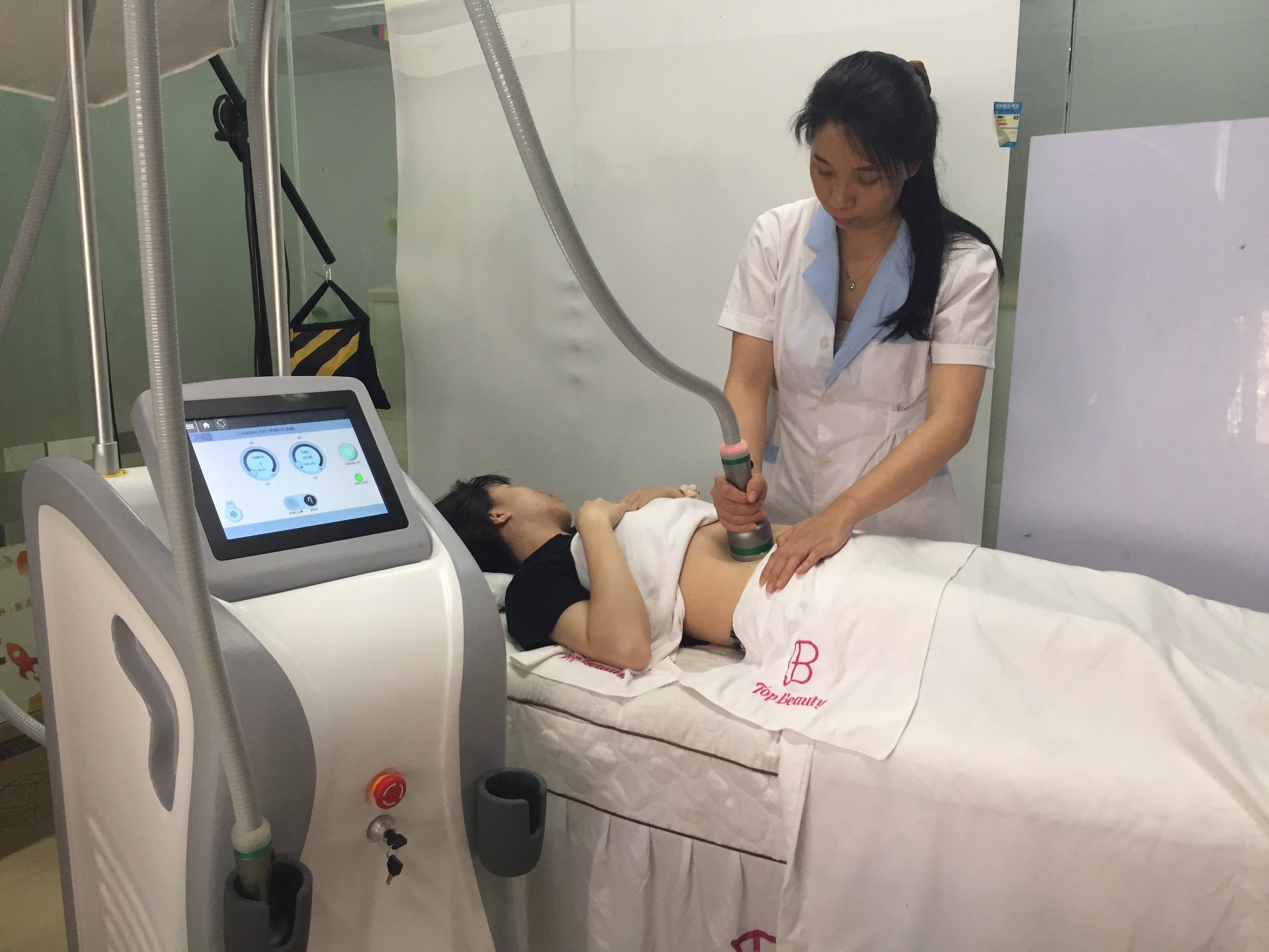 Coolwave Body Sculpture Radio Frequency Skin Tightening Hot Cold Cryo Beauty Slimming Machine