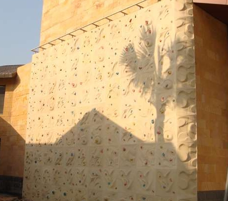 NO Inflatable Indoor Outdoor Rock Climbing Walls With Climbing Holds
