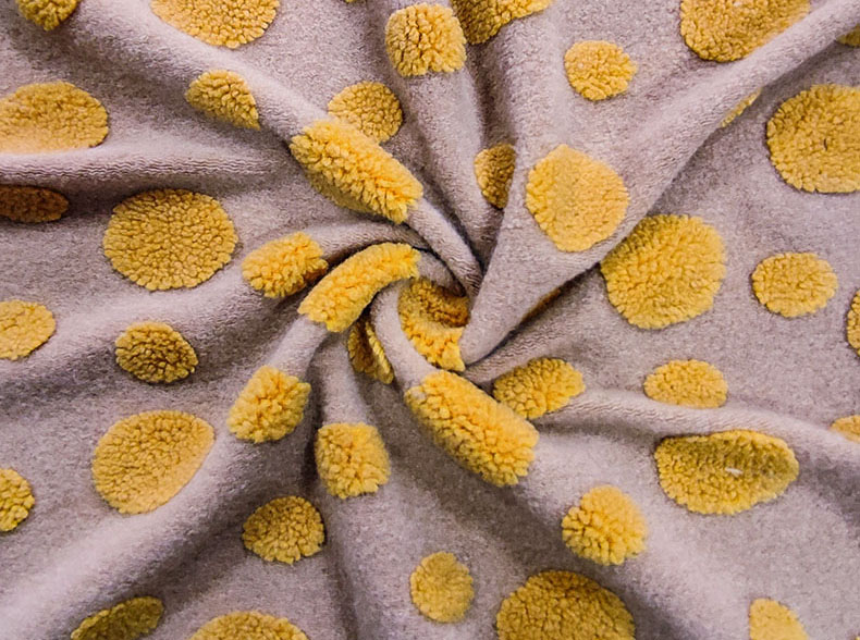 Jacquard 490gsm Sherpa Fleece Fabric For Pillowslip Floor Mat Garment Cap