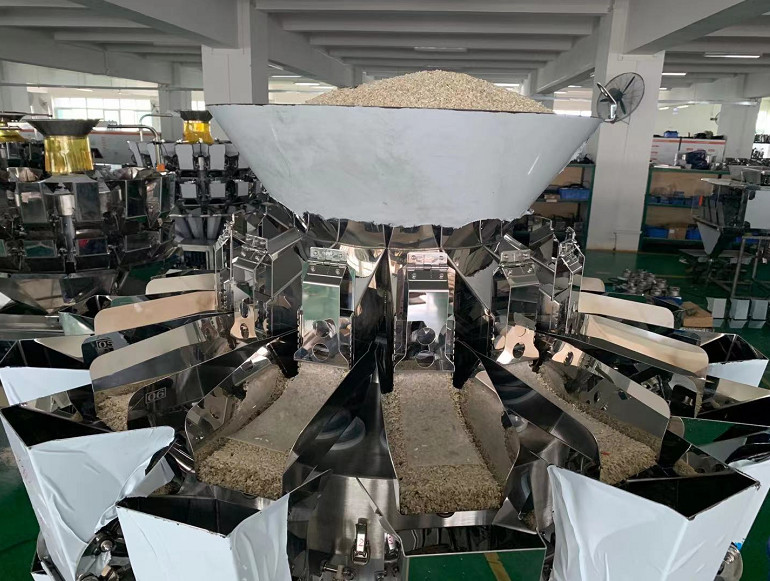 Grain Multihead Weigher Machine With 10'' Touch Screen Automation Packaging