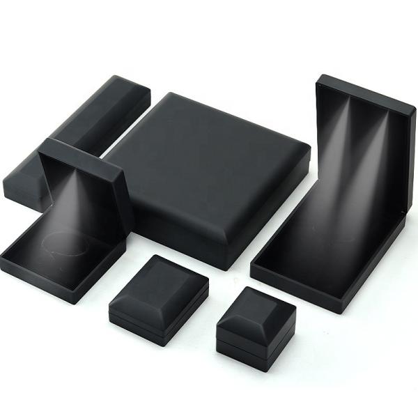 China manufacturing Wholesale high quality Led Jewellery box Packaging Necklace
