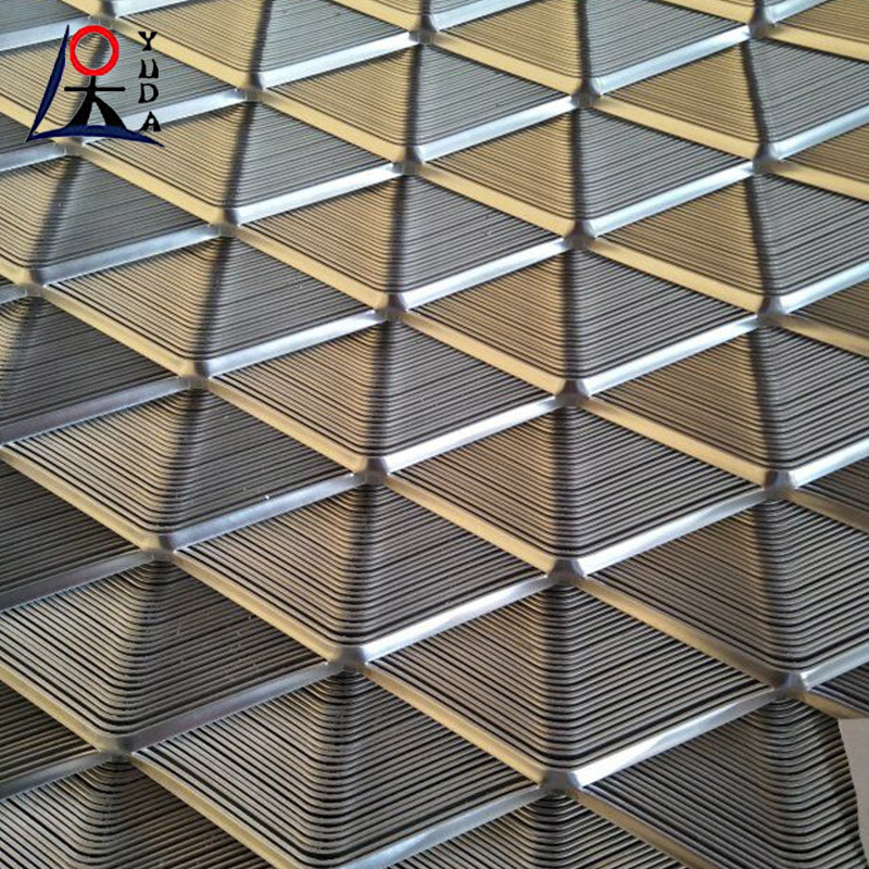 Strong Anti Slip Properties Expanded Metal Lath Galvanized Heavy Duty Expanded Metal Mesh