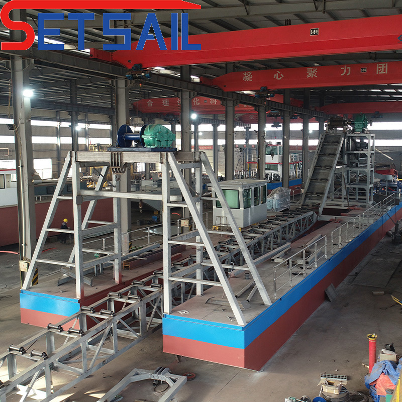 Cummis Diesel Set Chain Bucket Sand Mining Machinery for Gold