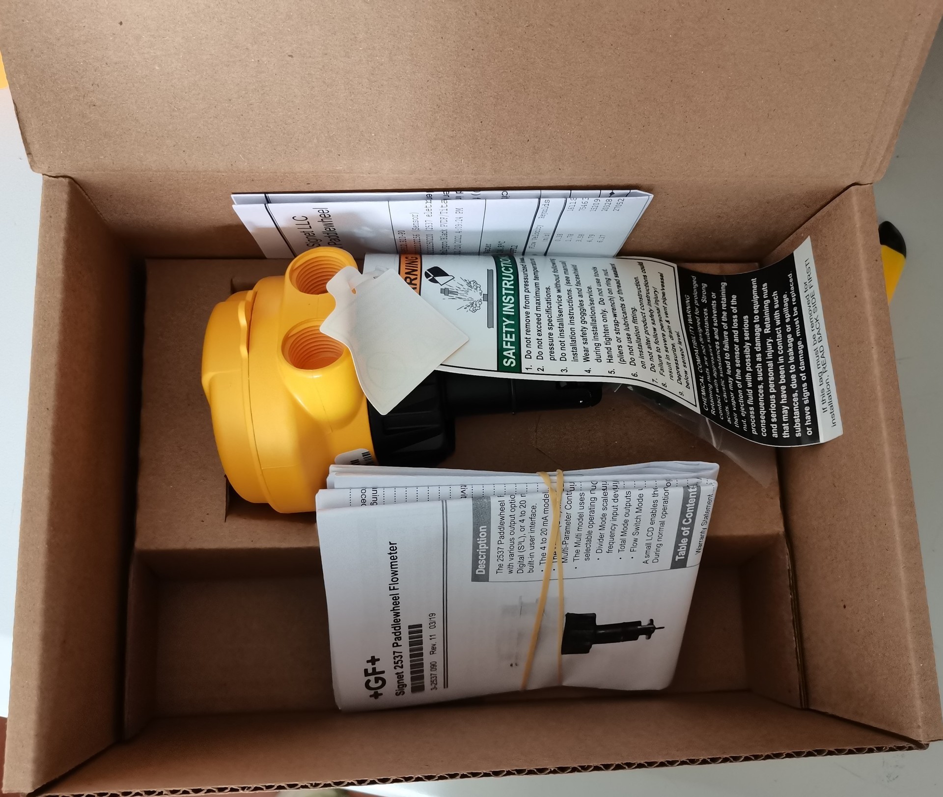 3-2537-5C-T0 GF Signet Paddlewheel Flow Sensor For DN125 to DN200 (5 to 8 in.) Pipe Size