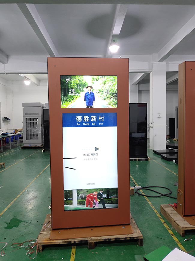 OEM Factory 55 Inch Advertising Totem Waterproof Floor Standing LCD Outdoor Digital Signage Displays