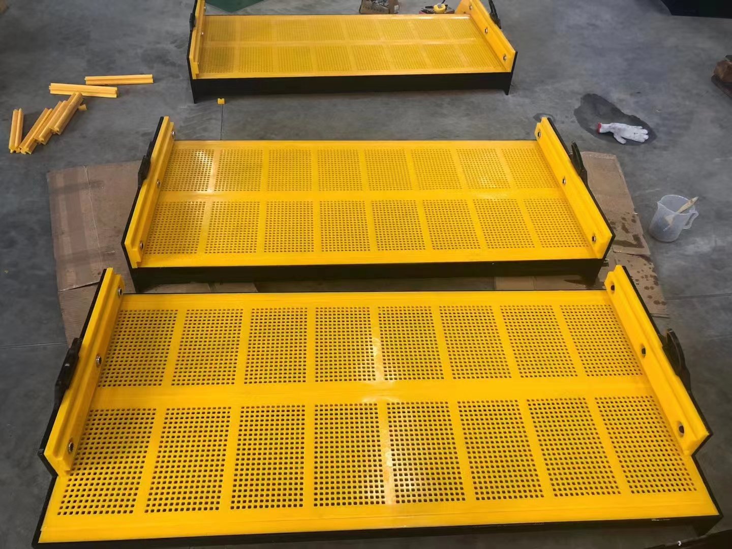 polyurethane screen