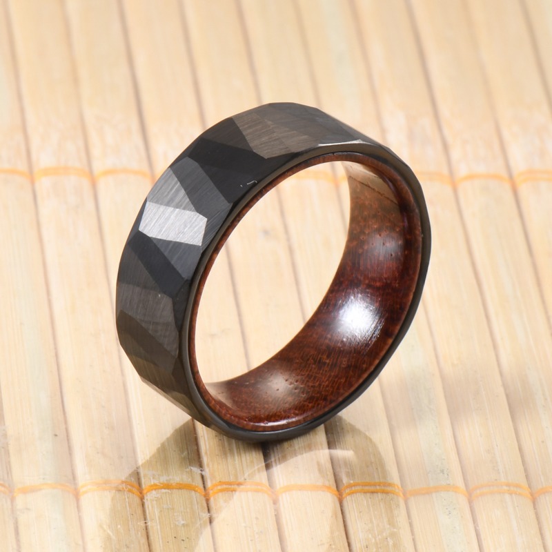 Unisex 8mm Black Rose Wood Inlay Tungsten Ring Classic Faceted Wedding Band for Men Jewelry Main Material Tungsten
