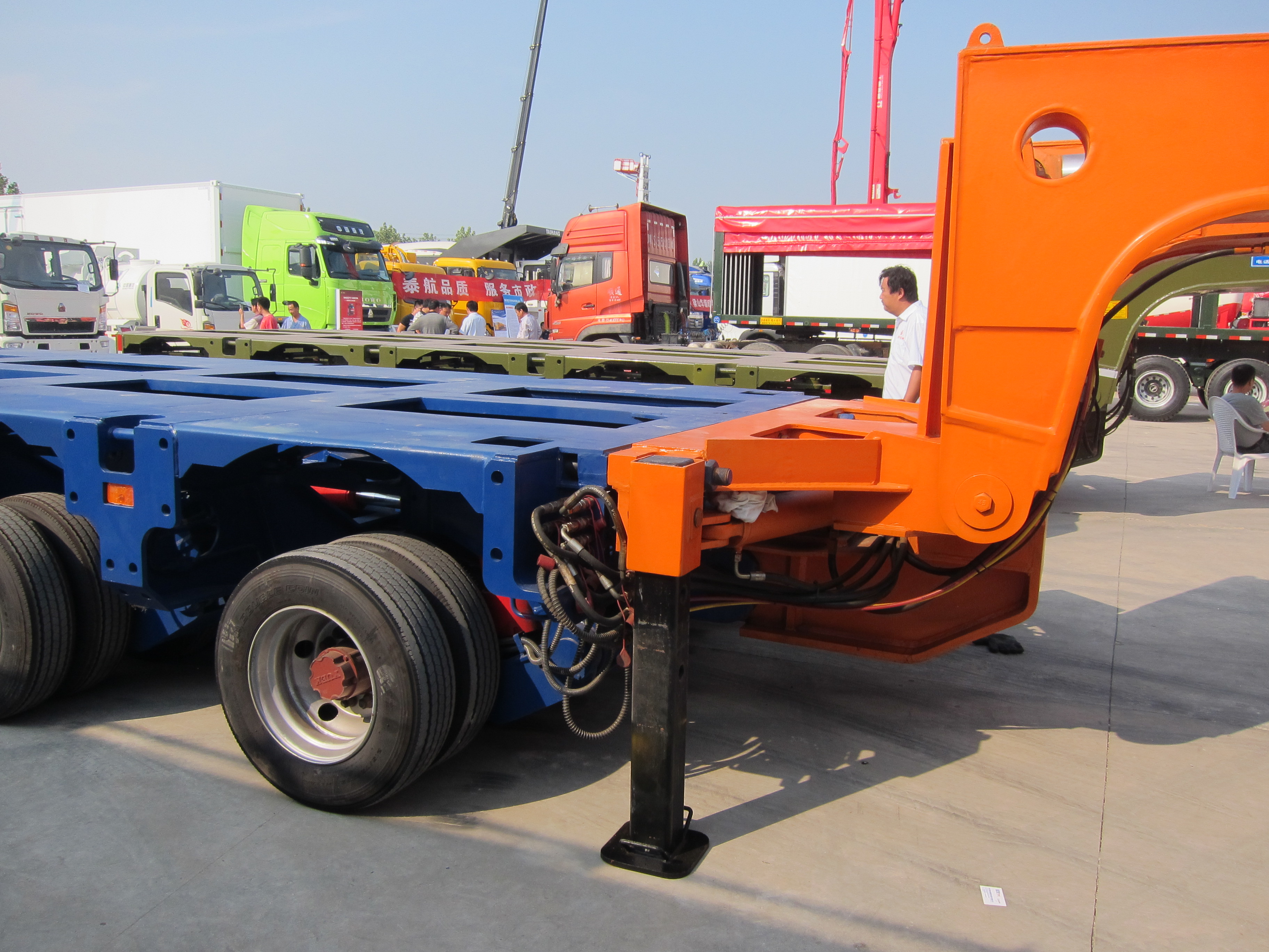 Truck Trailer 200 Ton 250 Ton-600 Ton Multi Axle Hydraulic Lowbed Lowboy Semi Trailer