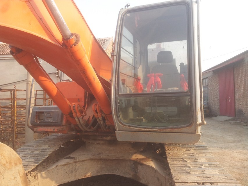 20 Tonne Second Hand Hitachi Excavator For Sal e, Hitachi Earth Movers 5100hrs