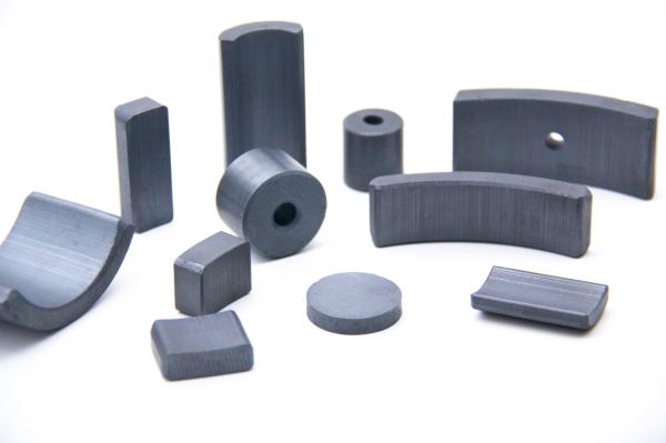 Anisotropic High Temperature Household Appliances Ferrite Magnets For Inverter