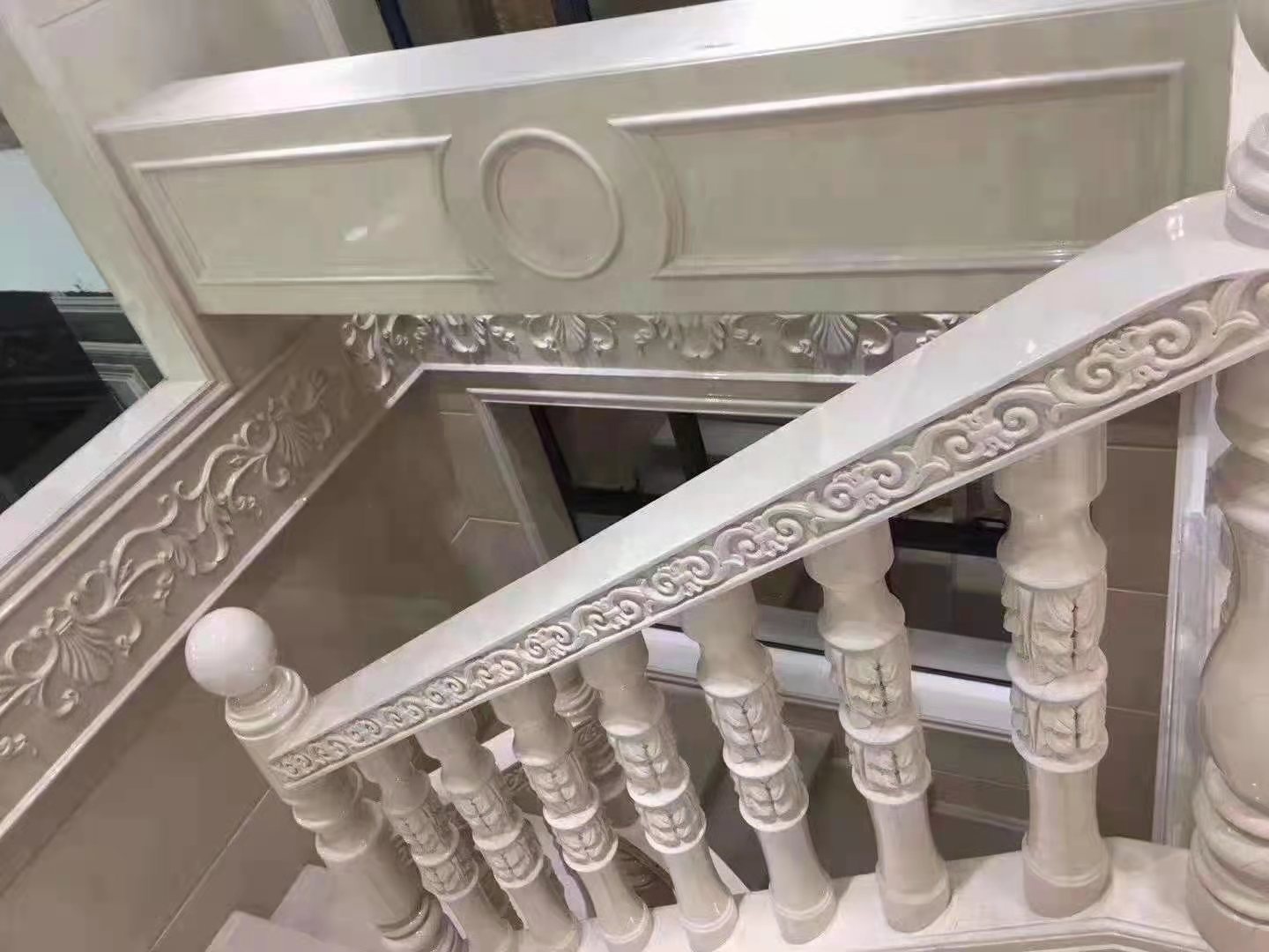 White Onyx Marble Stone Stair Handrail Customized for Villa and House Decorative Baluster