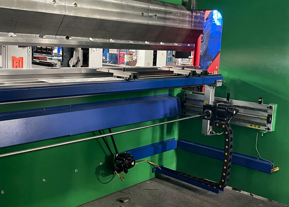 6000mm CNC Press Brake 3000kn*2 Hydraulic Bending Force Machine