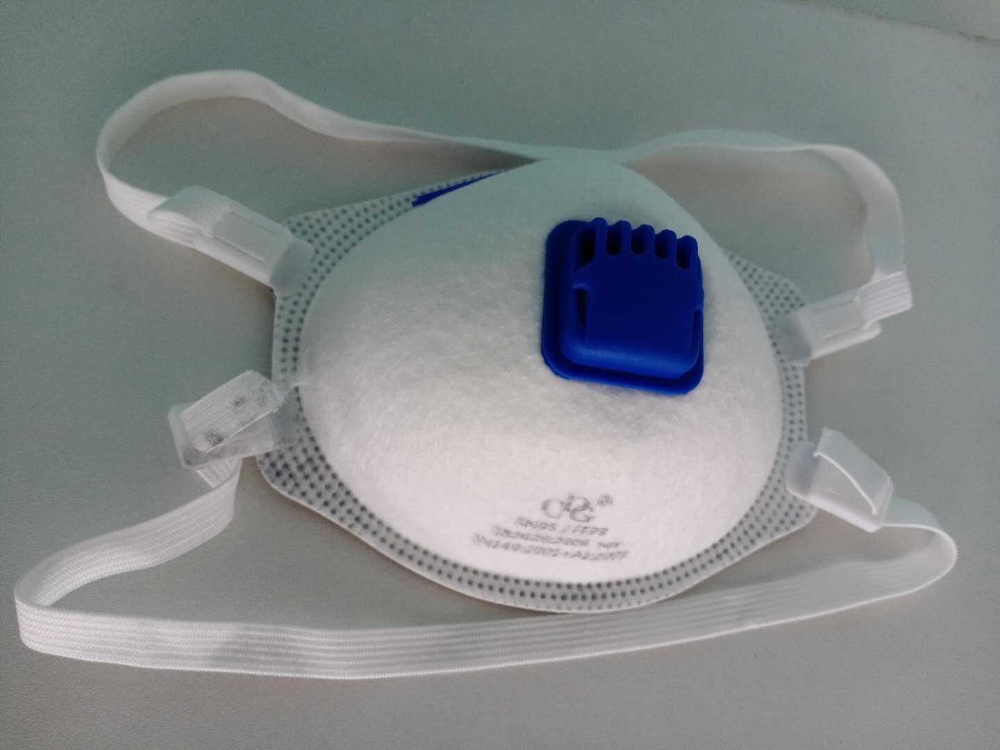 FFP3 cup Mask with valve CE certification(white)