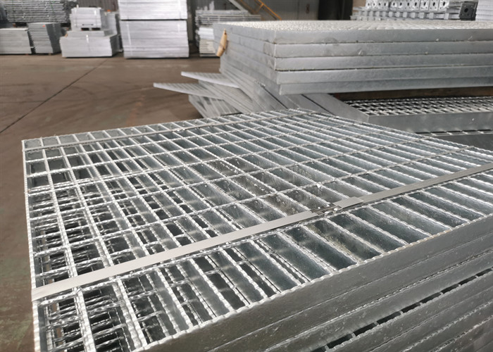 Q235 Municipal Road Galvanised Drain Grate