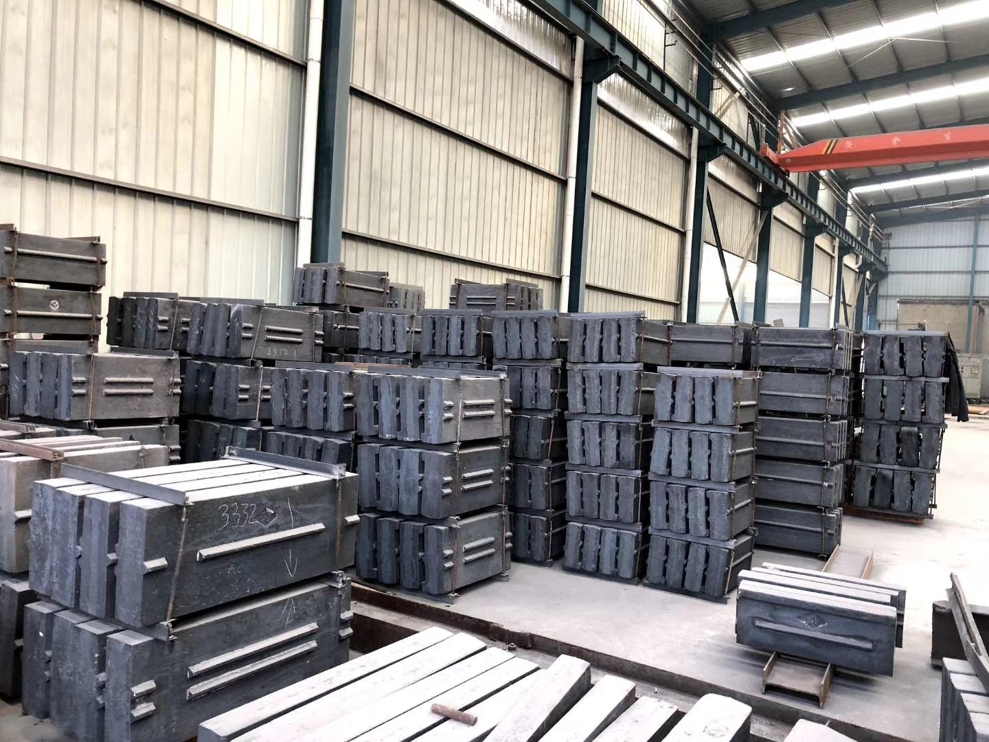 Small Vertical Hammer Mill Crusher For Mining Stone Coal Rock