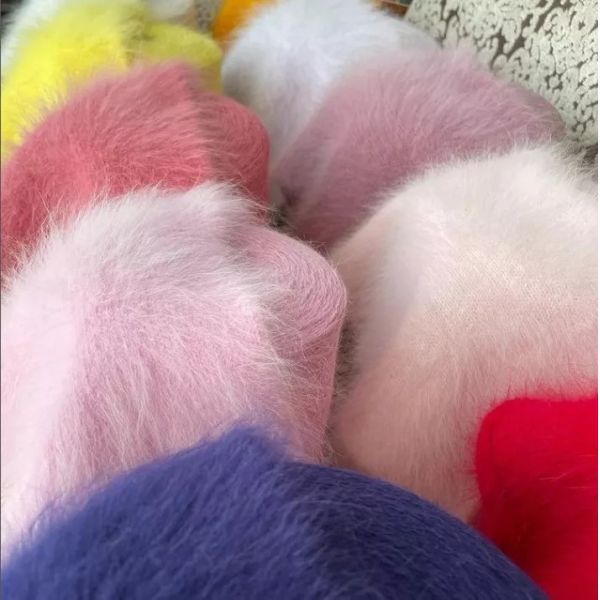 1/15NM Blending Soft Silk Long Mink And Rabbit Yarn For Hand Woven Sweater Bodysuit