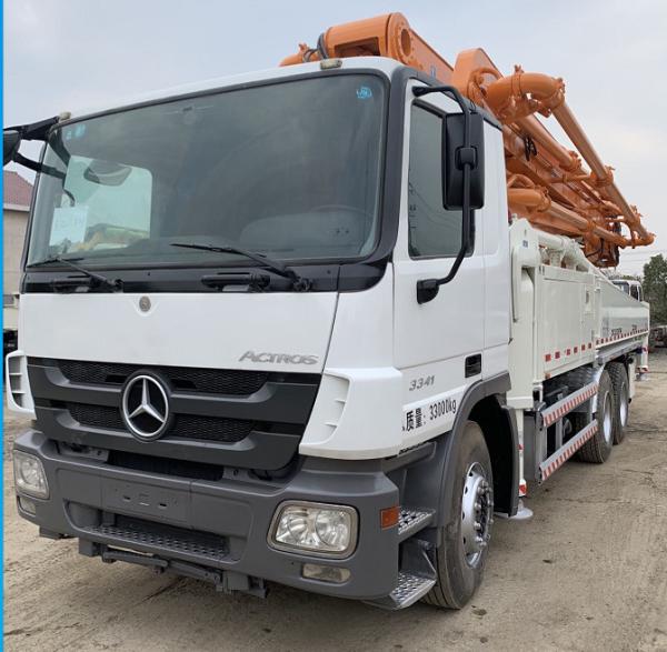 Truck Mounted Concrete Pump Truck Concrete Pump Zoomlion 49m Used Concrete Pump