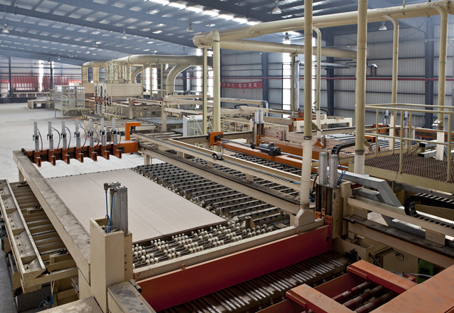 Continuously Operating Pressing Particle Board Line Production