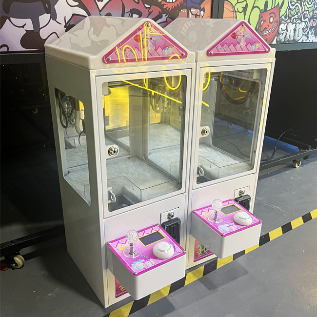 Coin Mechanism Mini Claw Machine Single Player Catch Plush Toys 5mm Claw Arcade Crane Machine