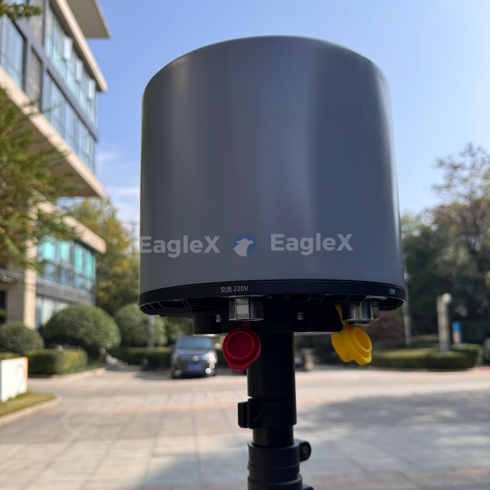 Drone Detector System Detects Over 30 Drones 0-5km Range Position Accuracy <10m Compact Design