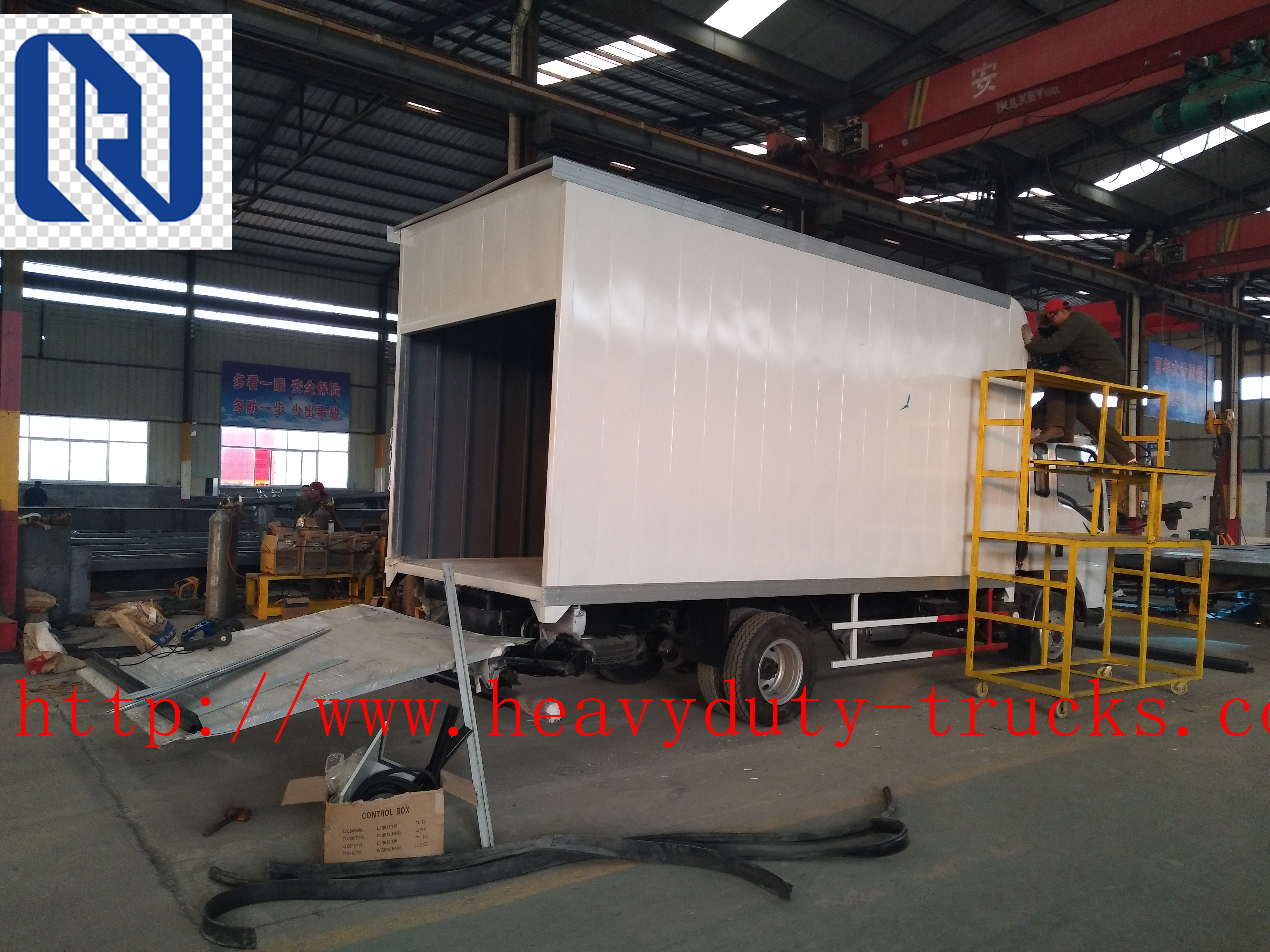 Flatbed Transport Semi Trailer Trucks 2 Axle Four Double Container Trailer